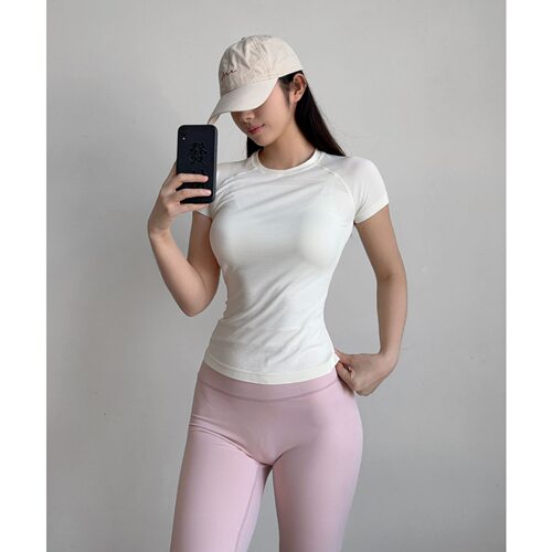 人手一件短袖无缝一体织修身显瘦瑜伽上衣跑步普拉提训练健身T恤