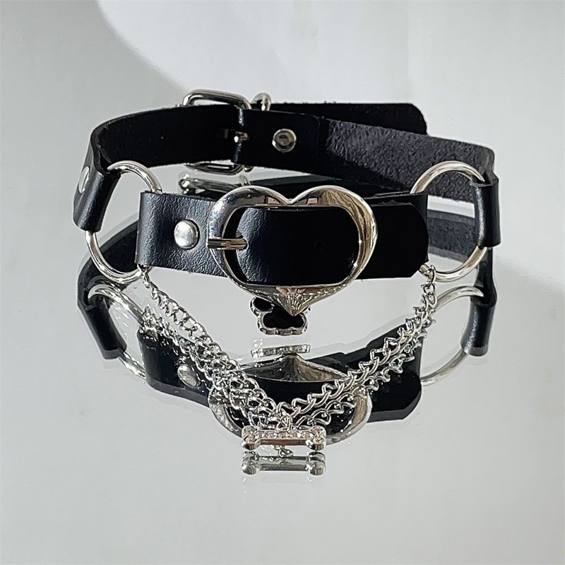 Y2K千禧辣妹亚文化choker项链潮酷爱心骨头PU皮个性设计项圈配饰