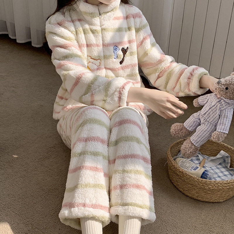 薇尔妮丝加厚珊瑚绒女睡衣秋冬雪妃绒条纹印花保暖拉链家居服