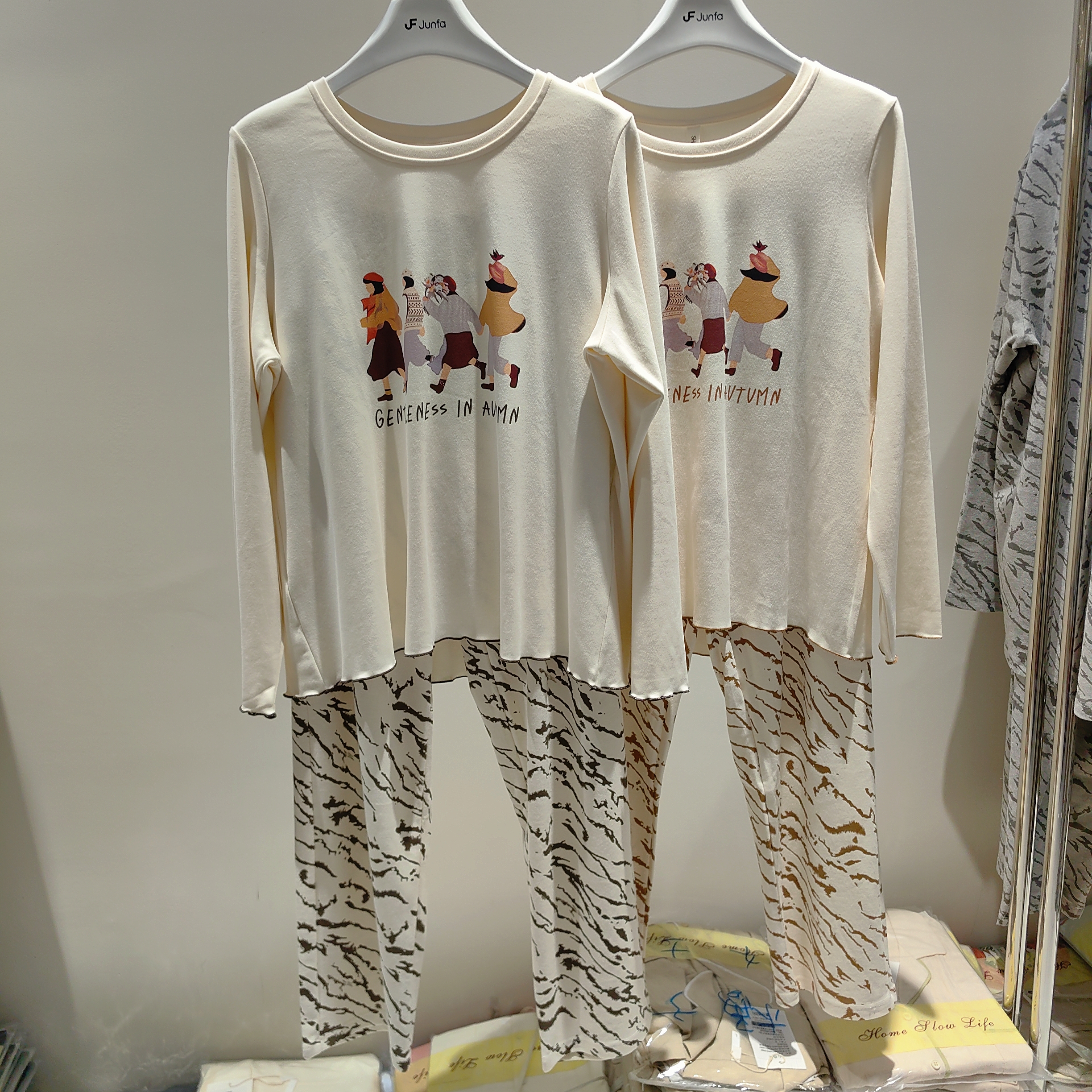 莎倩25秋冬女士睡衣长袖婴儿棉中厚家居服舒适柔软保暖可外穿休闲