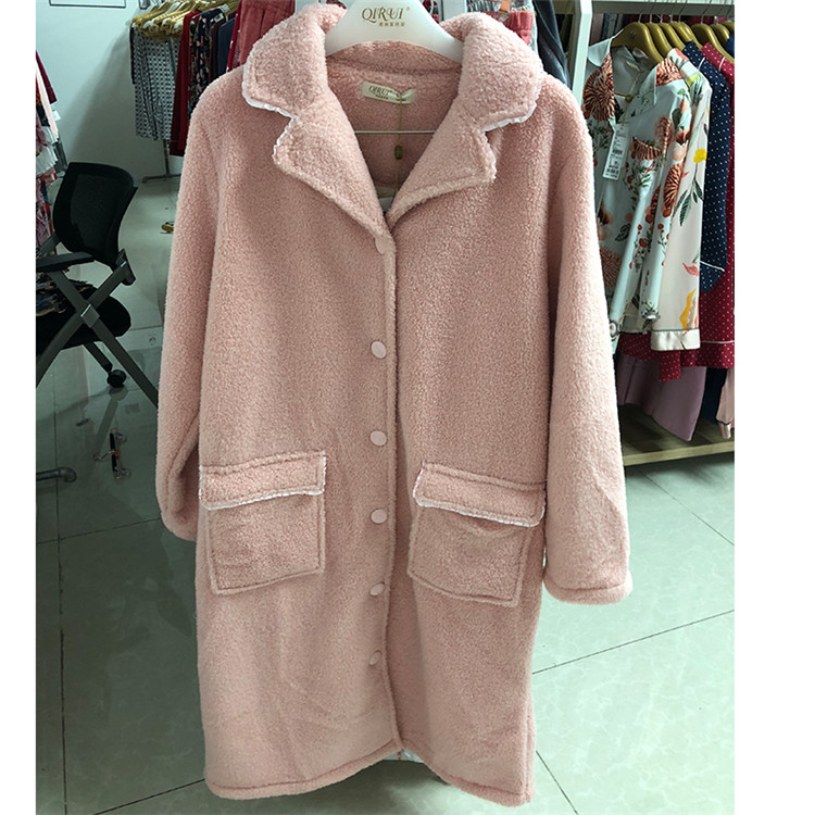 绮瑞珊瑚绒保暖家居服