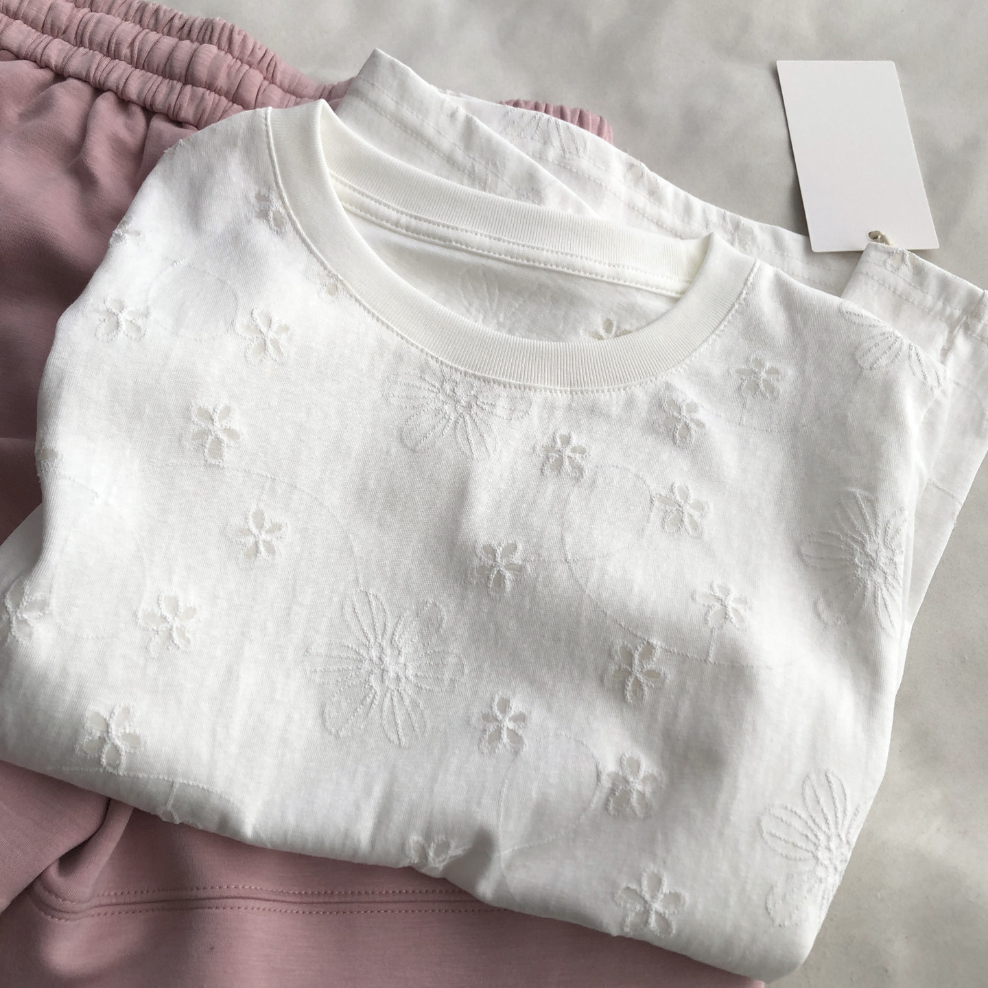 温油花朵镂空刺绣复古白色T恤短袖女韩版减龄夏季上衣tee