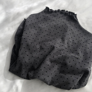 植绒印小波点灰色木耳领半领打底衫显瘦百搭长袖正肩T恤上衣新款