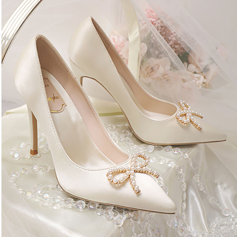 尖头高跟鞋女主婚纱新娘鞋婚鞋女