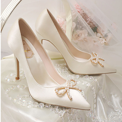 尖头高跟鞋女主婚纱新娘鞋婚鞋女