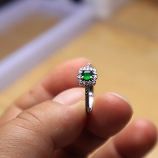 天然冰种高危翡翠蛋面戒指吊坠挂件通用精美时尚把玩配饰玉石