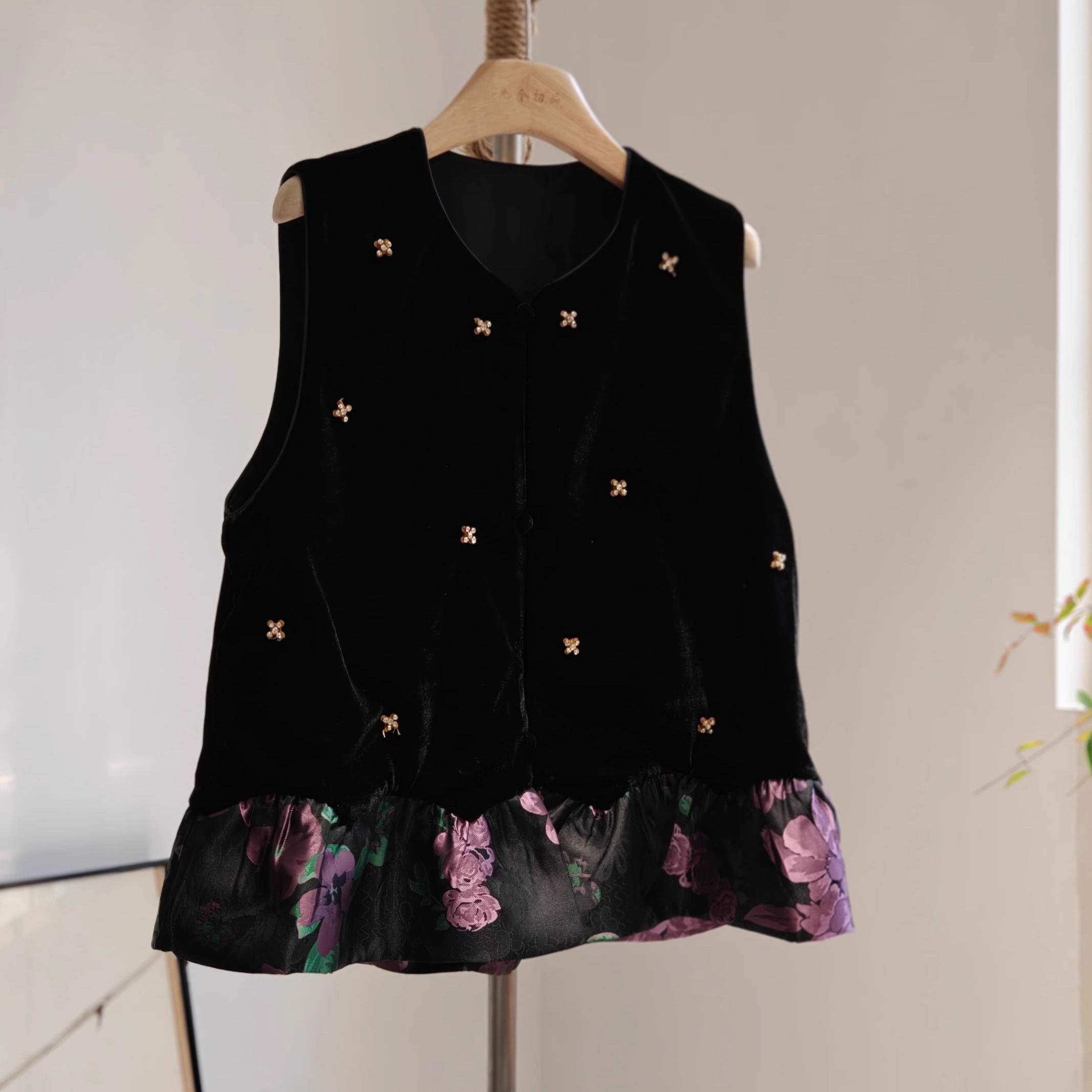 洋气新中式减龄丝绒马甲