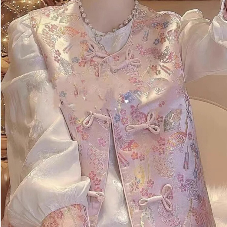 复古2025早秋季新款新中式女装马甲中国风高级感无袖百搭盘扣上衣