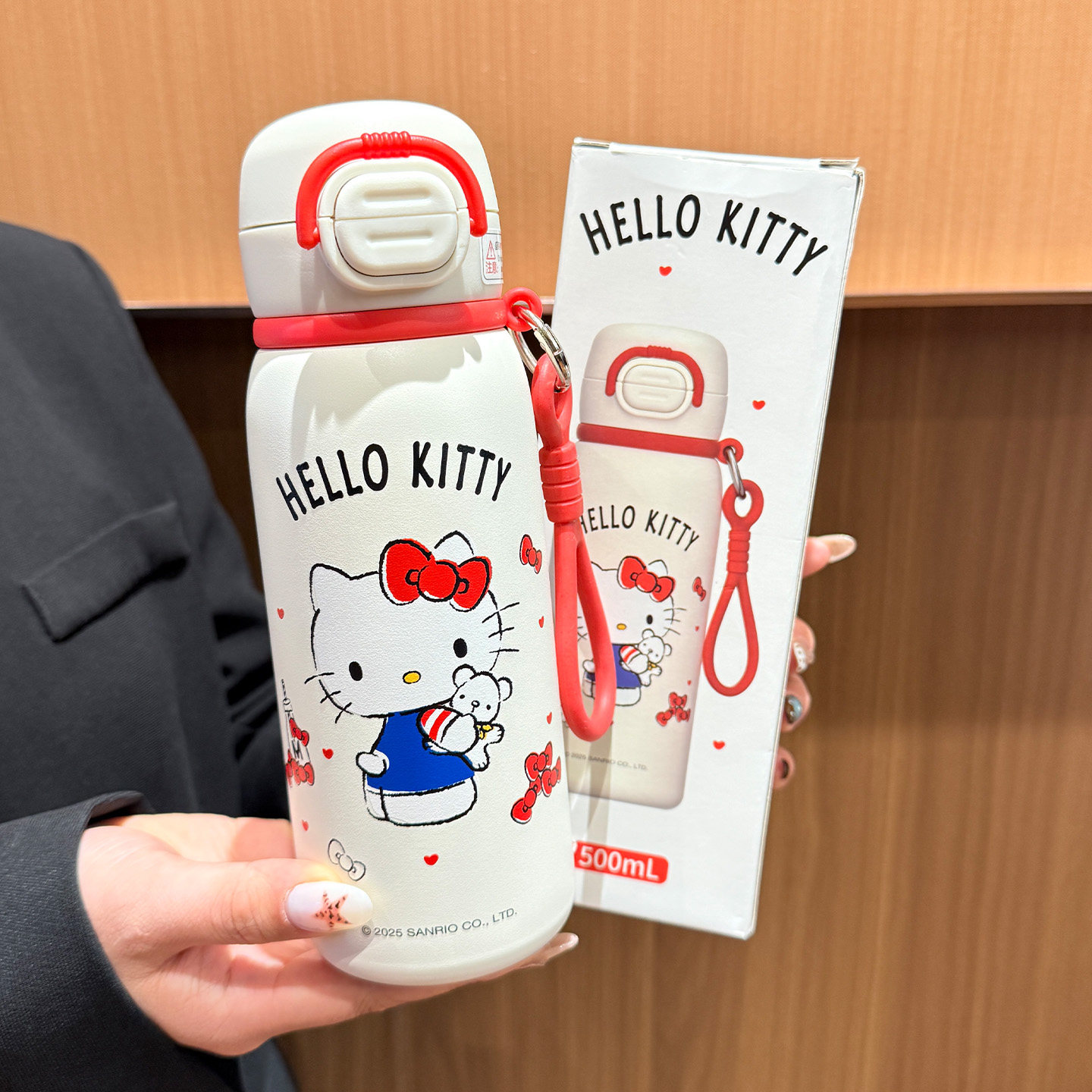 可爱HelloKitty儿童保温杯女2026新款高颜值吸管水杯上学专用杯子