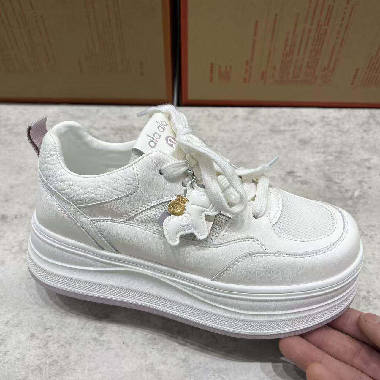 真皮厚底小白鞋女2026夏