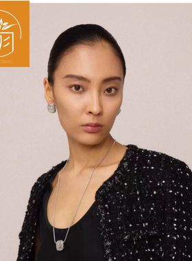 2025早春新款高品质镂空老花方形吊坠项链女轻奢小众设计高级感