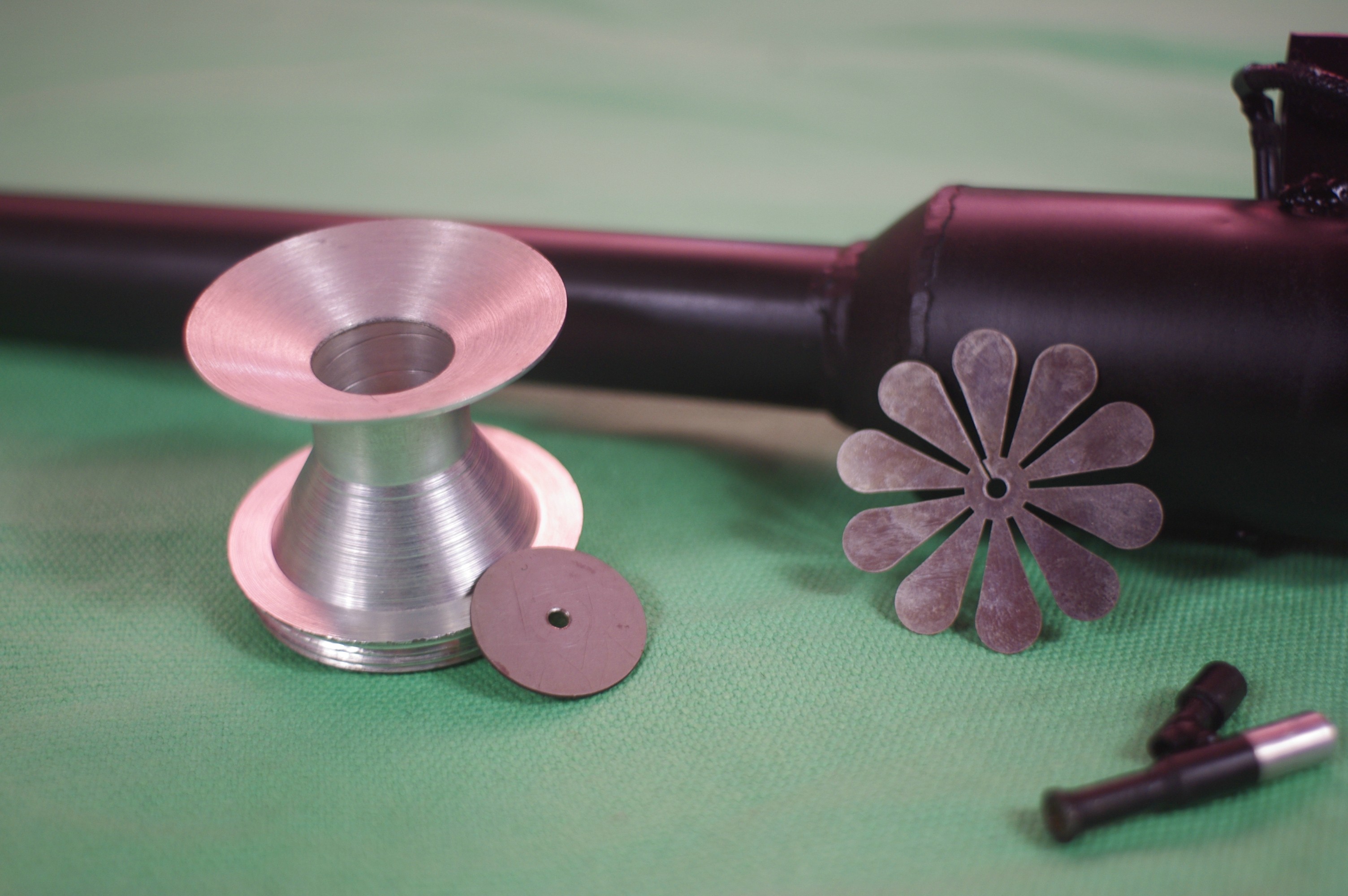 汽油脉冲航模喷气发动机/推力500克/空重290克/噪音130分贝