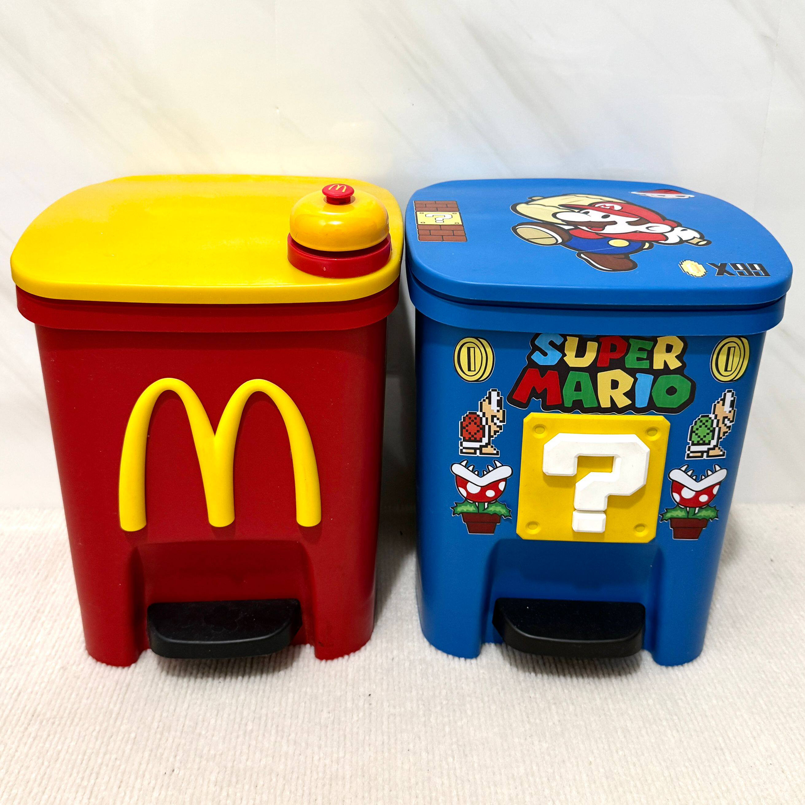 卡通马里奥垃圾桶可爱家用卧室客厅高颜值大号容量带盖脚踏式创意