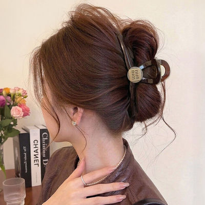 韩系字母大号鲨鱼夹气质感发量多