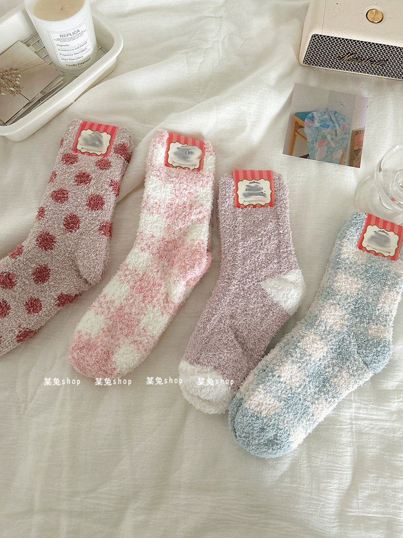 软绵绵家居袜保暖珊瑚绒半边绒秋冬加厚袜子睡眠袜中长筒可爱女生