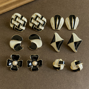 复古黑白色小香风耳环925银针 年代时髦耳钉夸张个性耳夹无耳洞女