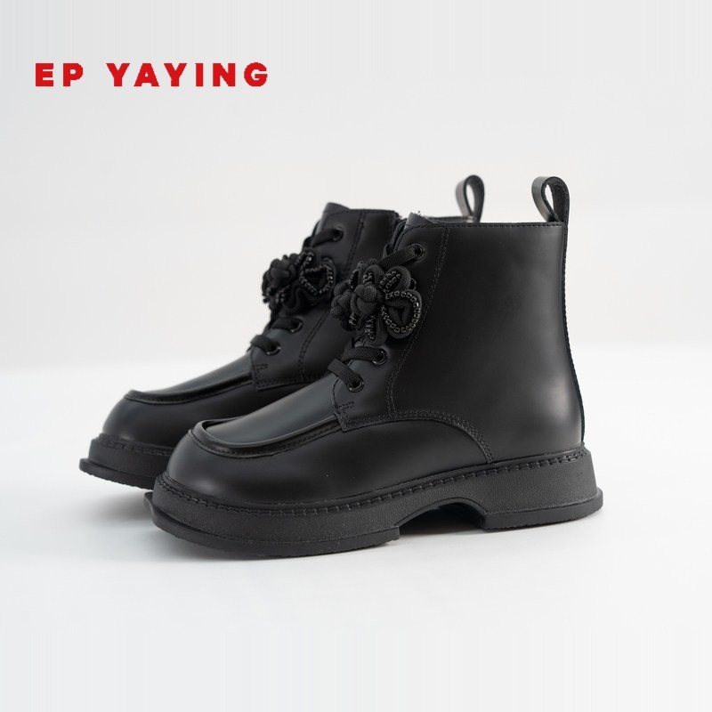 雅莹童装秋冬新款国风小短靴