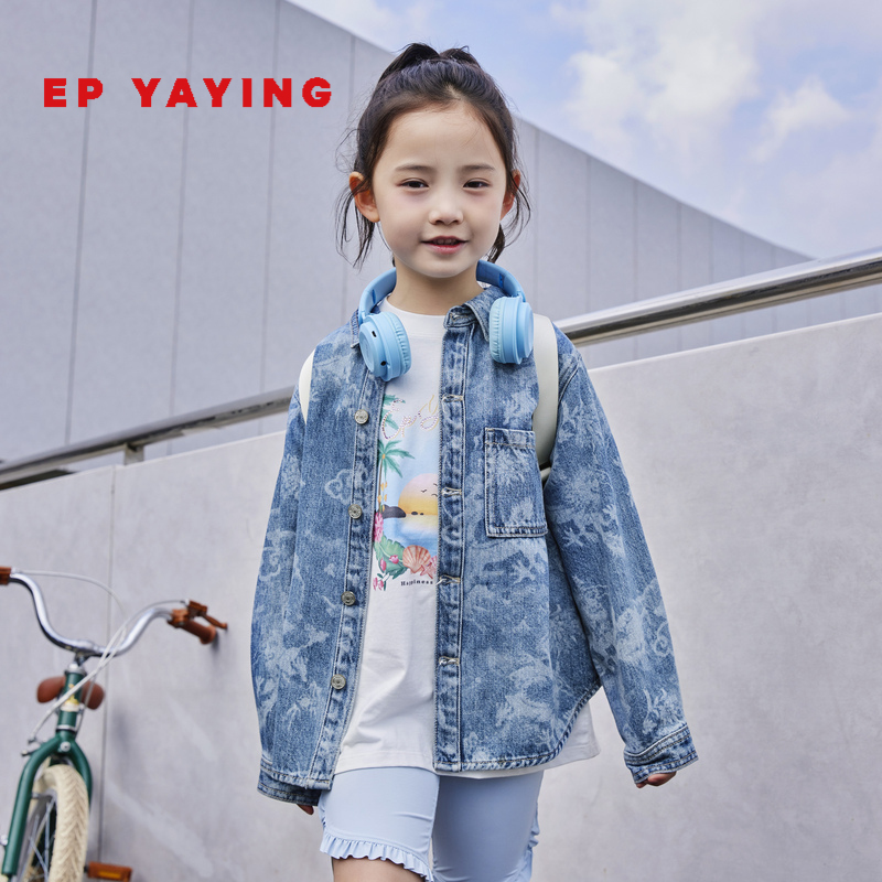 商场同款牛仔童装雅莹