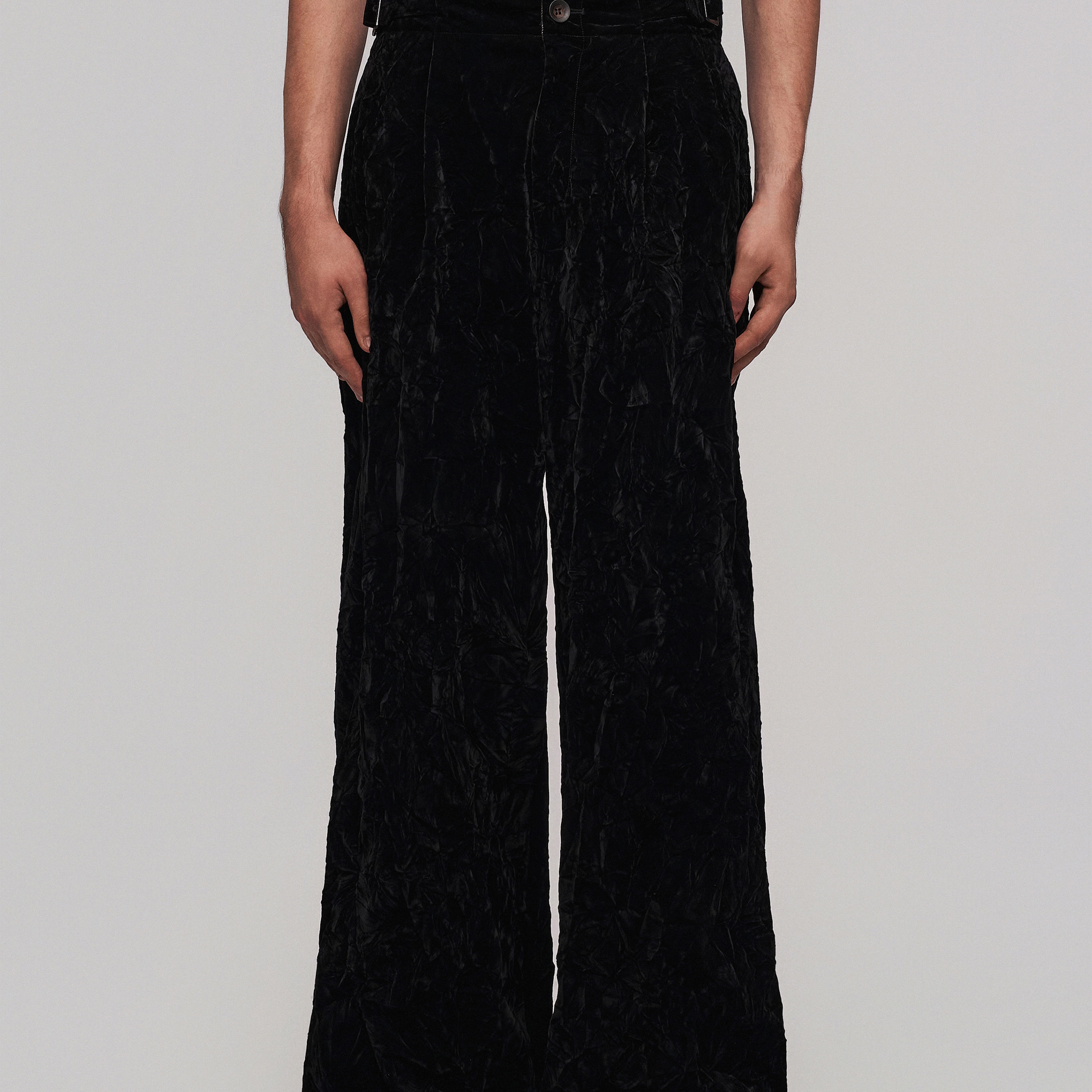 「 凌鸦ILNya 」差池_黑 涟漪高腰打褶裤 丝绒高腰宽松休闲裤