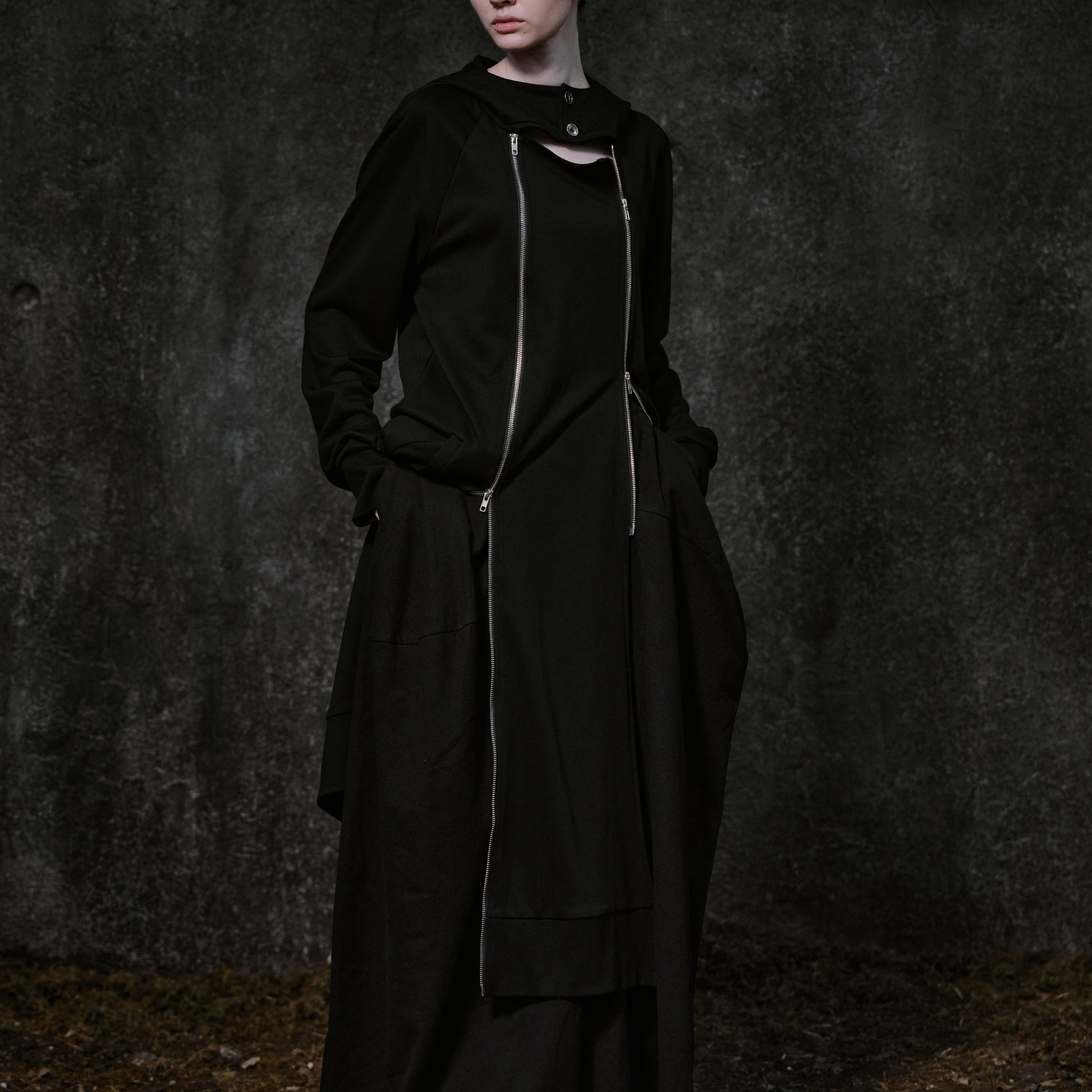 凌鸦ILNya知忧拉链卫衣