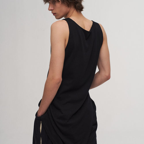 「 凌鸦ILNya 」差池_黑 交错背心 羊毛混纺不对称双层交错背心夏