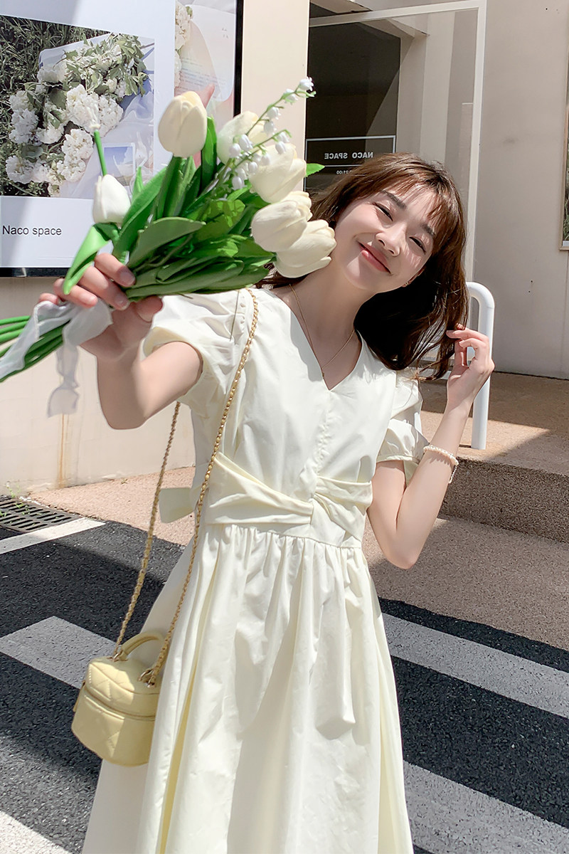 韩版甜美减龄V领连衣裙女夏新款小个子收腰小清新学生少女泡泡袖,女装连衣裙,2C056