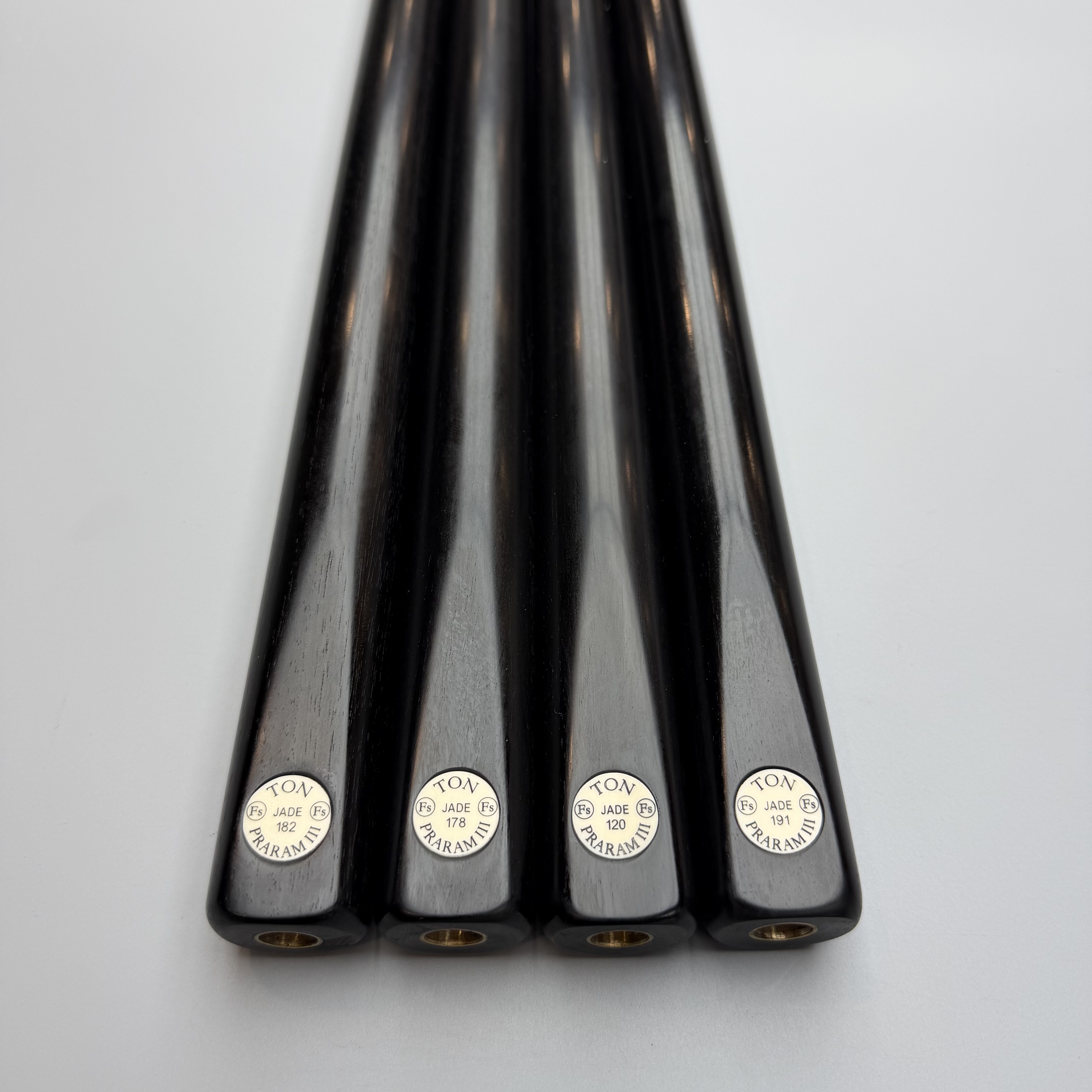 泰国TON台球杆JADE翡翠系列小头杆fs1米5通料手工杆黑通中八参数