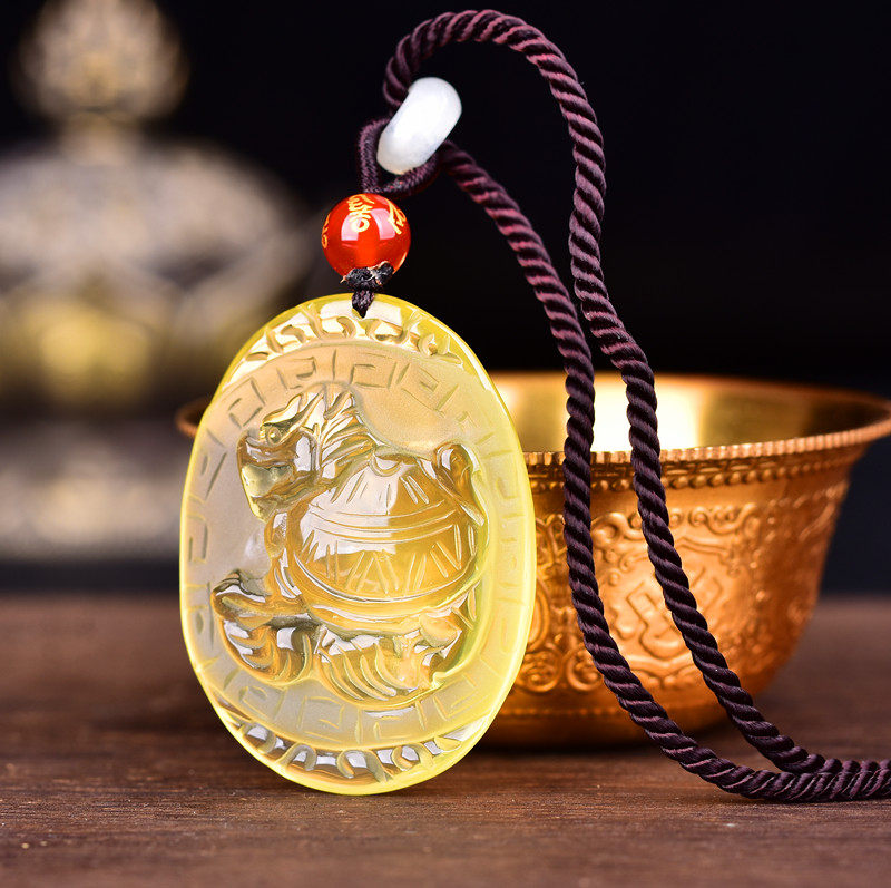 黄水晶龙龟保泰龟荷递吉吊坠男女黄水晶害太岁平安项链男女款