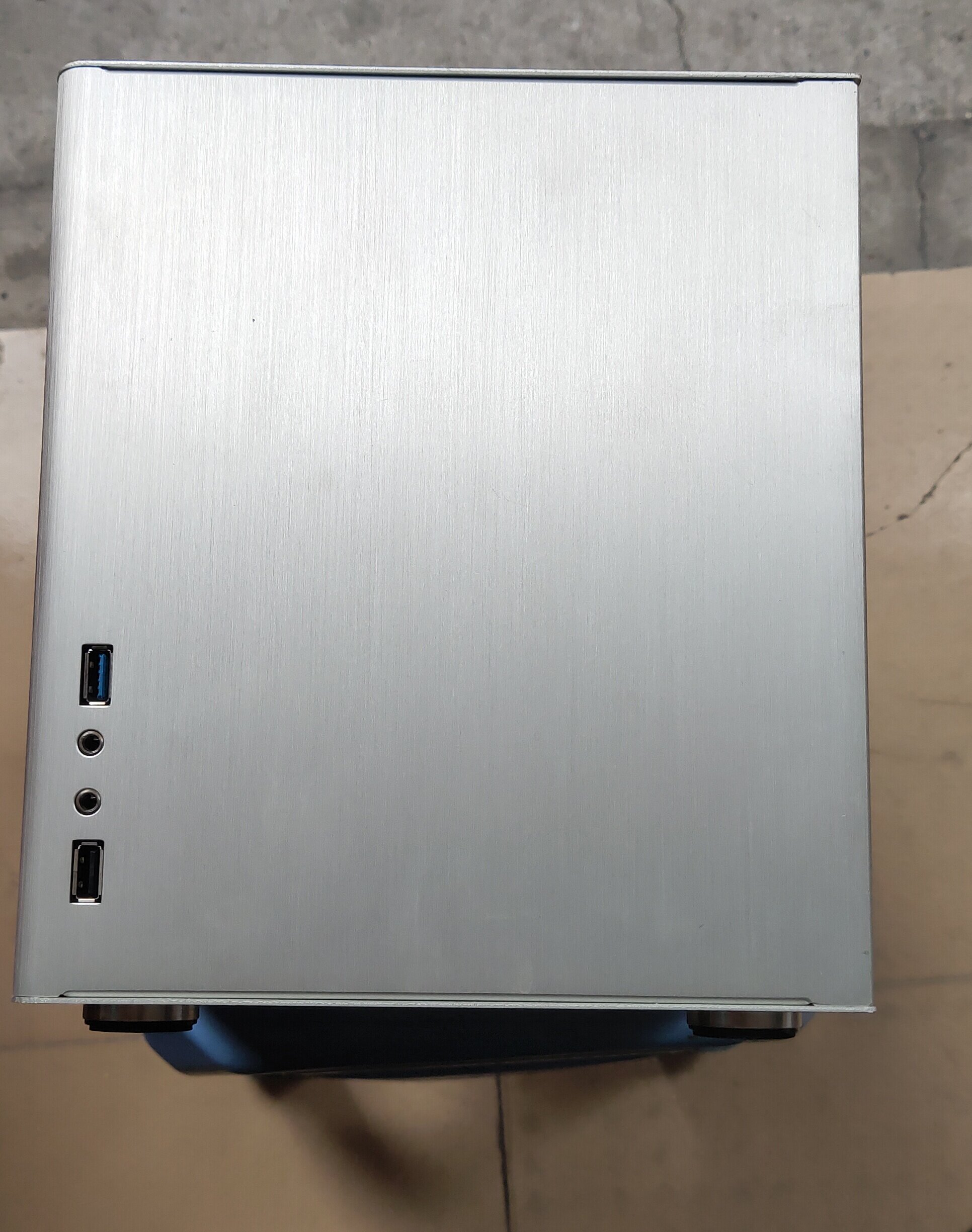 二手乔思伯(JONSBO)V3+机箱 迷你机箱 HTPC机箱
