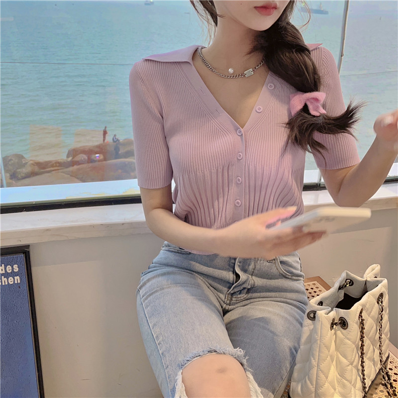 Real photo temperament fashion V-neck T-shirt women's 2021 spring new slim short sleeve cardigan