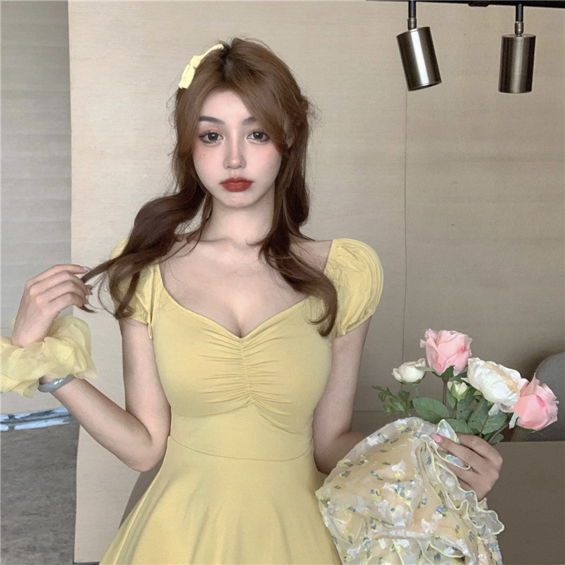 Real tea break dress Hong Kong style retro bubble sleeve Hepburn dress women's collar retro dress