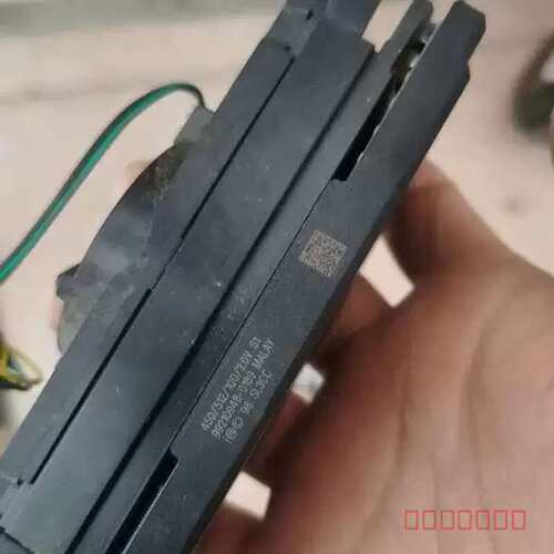 议价SLOT1口奔腾三450CPU，型号450/512/100/维修