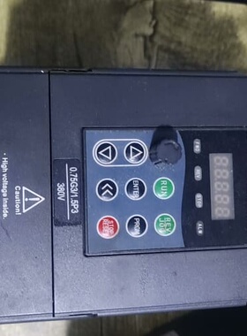 议价变频器 型号 M800-F0007G3 功率0.75KW G