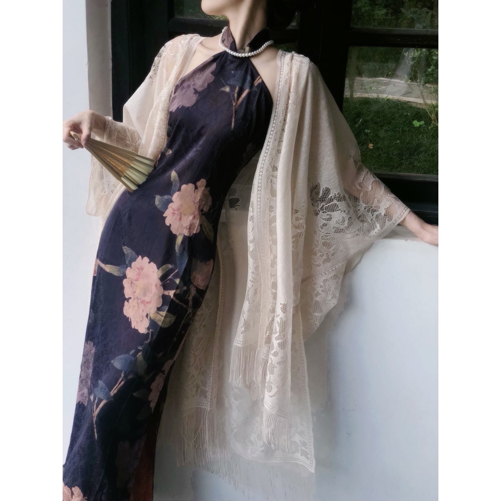 暗黑提花花色挂脖旗袍连衣裙