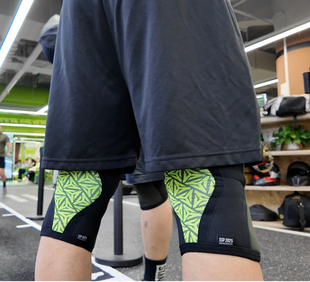 SSP铁牛老午训练举重健身护膝