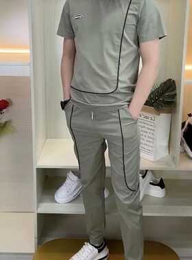 夏季男款冰丝速干套装超薄冰丝面料轻薄短袖裤子运动休闲两件套潮