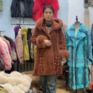 2025新款皮草外套女中长款狐狸毛领加厚保暖时尚百搭显瘦毛毛外套