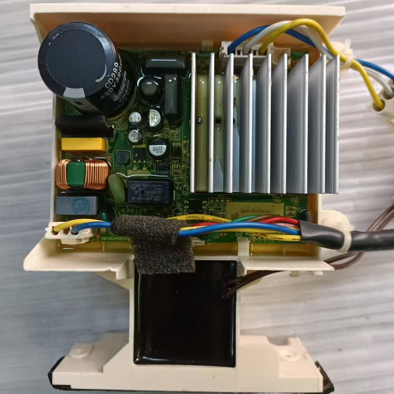 美的洗衣机变频板17138100018065