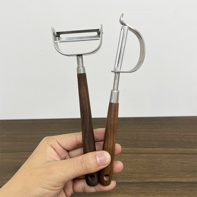 304不锈钢削皮刀胡桃木手柄