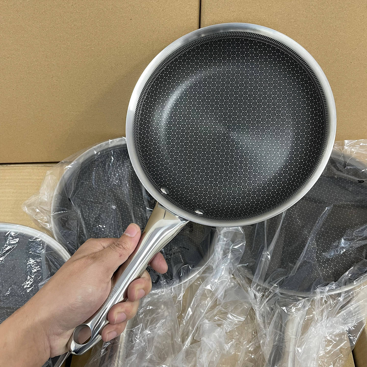 外贸库存304不锈钢煎锅平底锅蜂窝煎蛋牛排不粘锅燃气电磁炉通用,厨房/烹饪用具,煎锅/平底锅,淘宝优惠券,粉丝福利购,淘宝优惠卷