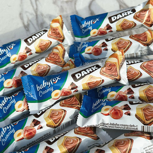 俄罗斯进口kdv babyfox牛奶味榛子酱威化巧克力棒夹心零食办公室