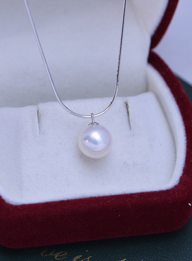 淡水9-10mm白色正圆强光细微瑕珍珠吊坠女S925银色蛇骨项链可调节