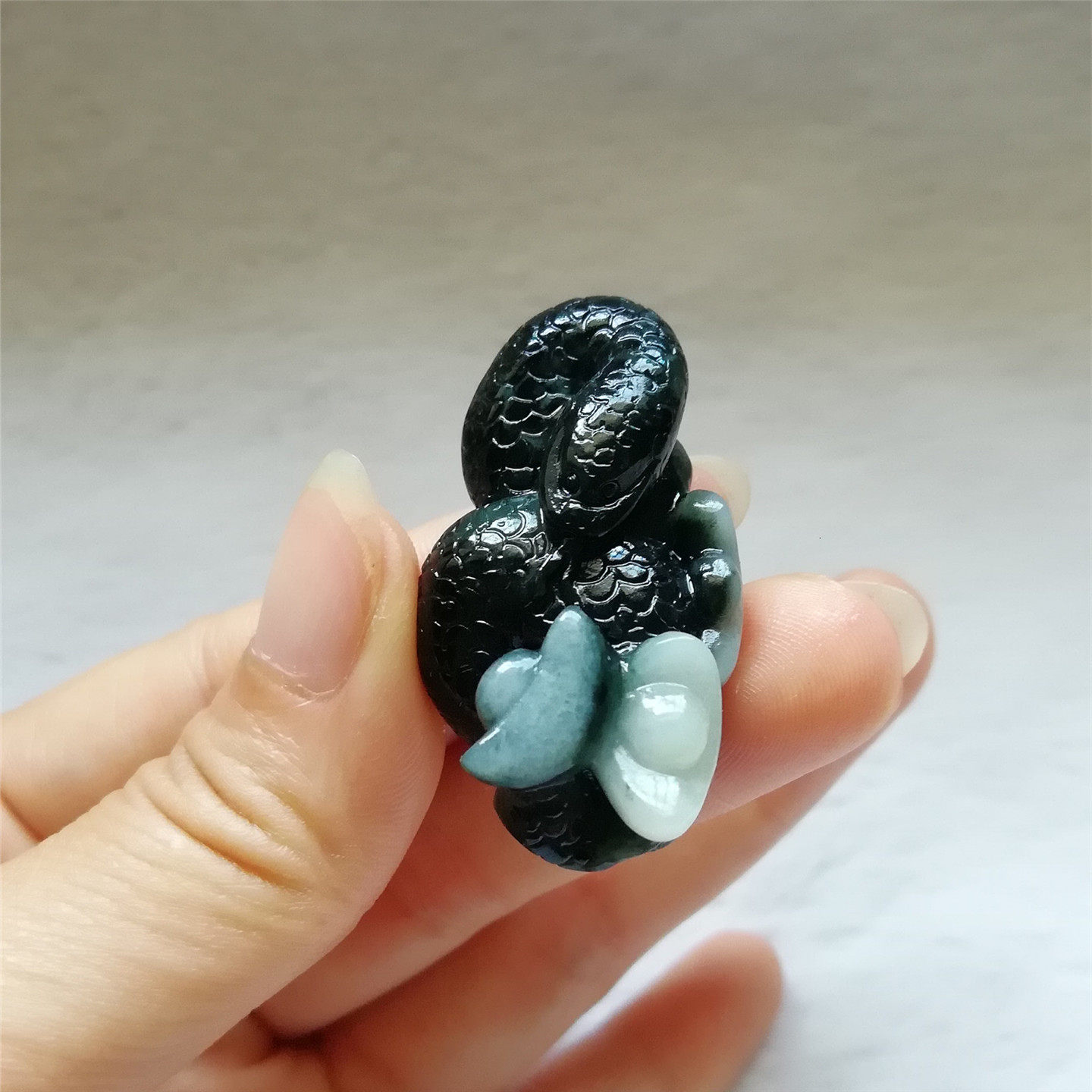 收藏天然玉石独山玉吊坠俏色独玉生肖蛇挂件平安玉佩元宝玉坠项链