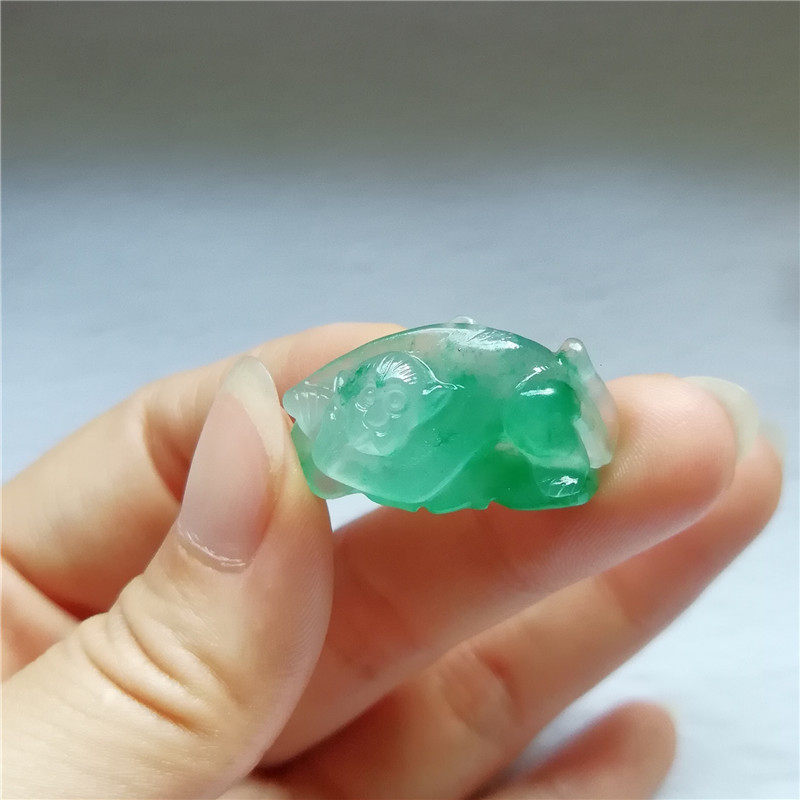 收藏天然独龙玉项链手工精雕生肖猴子吊坠树叶挂件玉坠项链福到秒