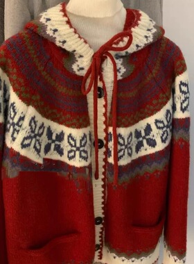 JillZoo自制  圣诞新年氛围感红色费尔岛连帽宽松毛衣外套