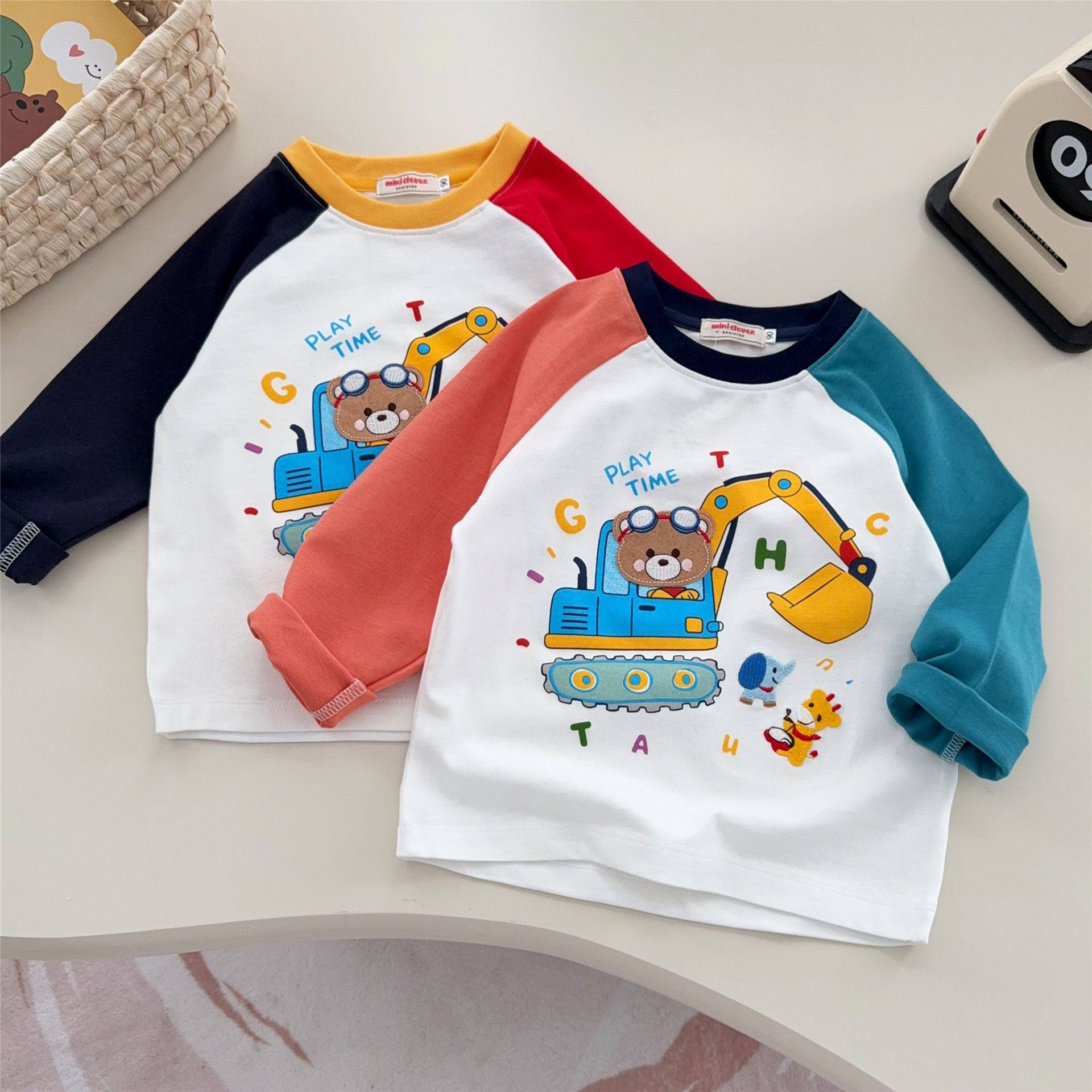 儿童内搭长袖T恤26春新日系男女童宝宝小熊挖掘机双色袖上衣潮038