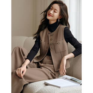 沫晗依美复古马甲套装2025冬季新款复古港风撞色马甲阔腿裤两件套