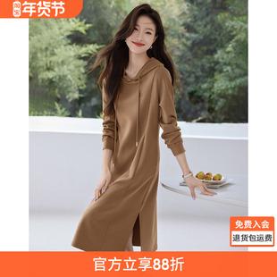 沫晗依美基础连帽字母绣花卫衣连衣裙2025春季新款休闲宽松连衣裙