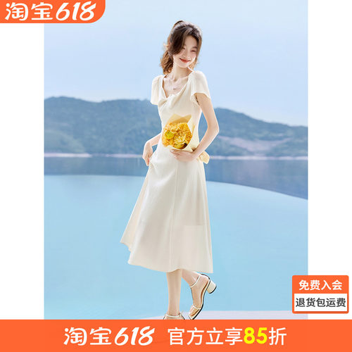 沫晗依美温柔名媛感连衣裙