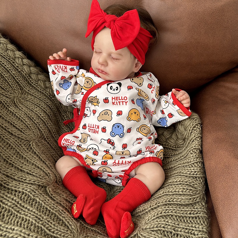 新生宝宝满月穿的纯棉卡通小套装